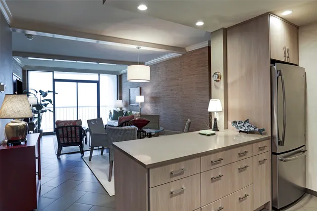 $525,000 | 1401 East Beach Drive, Unit 1114, Galveston, TX 77550