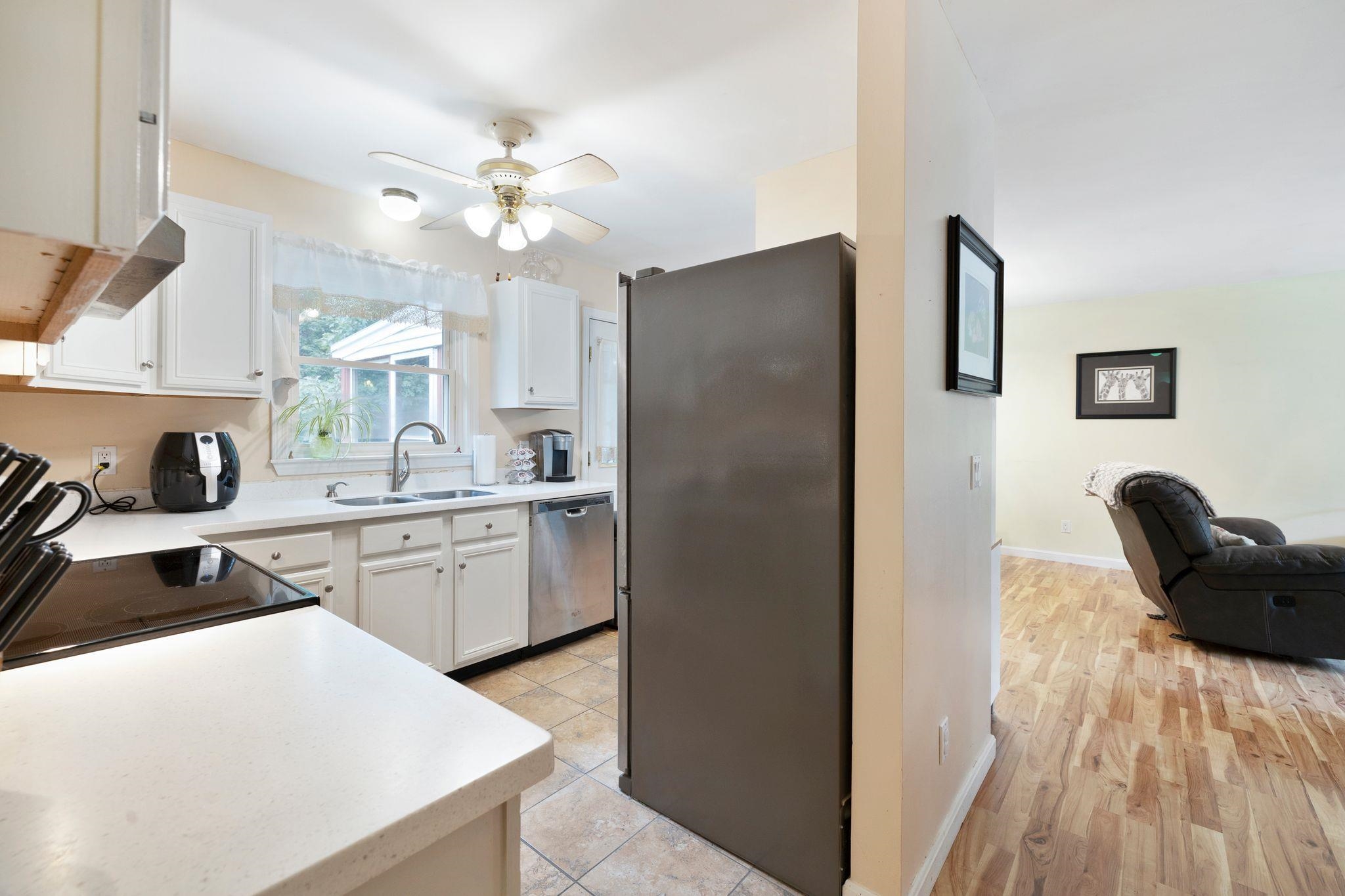 25 Howard Brook Drive Rochester, NH 03867 - Photo 5 of 37