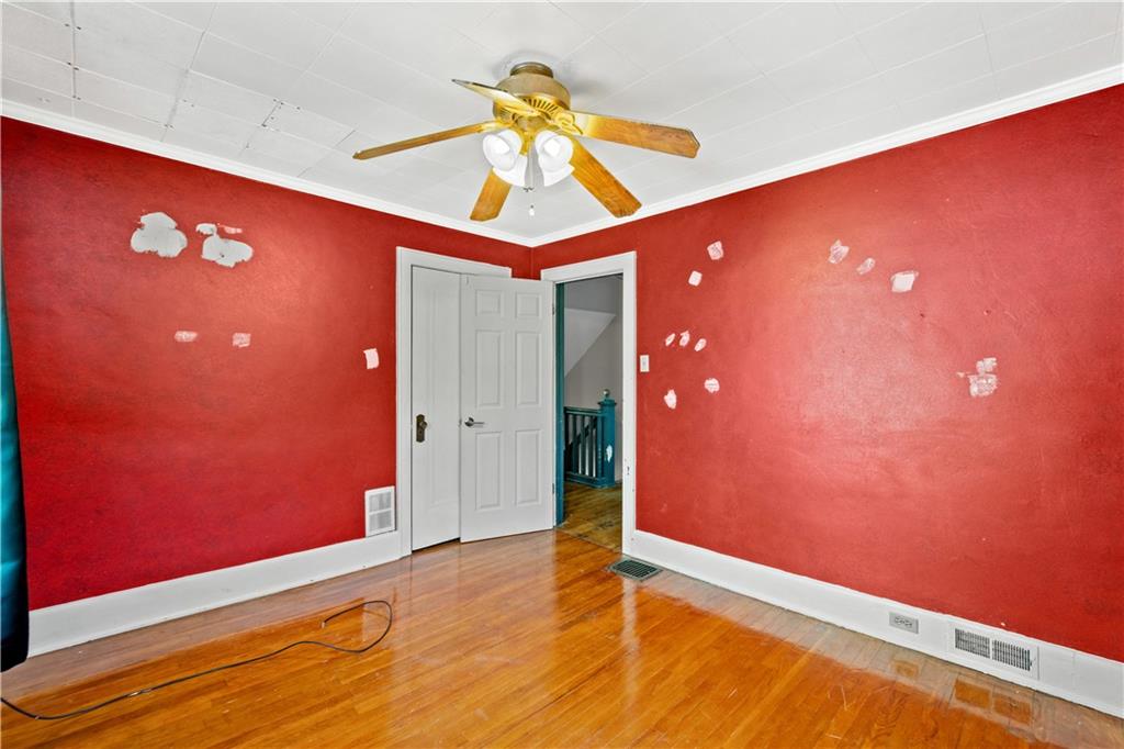 4043 Brandon Road Pittsburgh, PA 15212 - Photo 14 of 22 Gallery Image 14