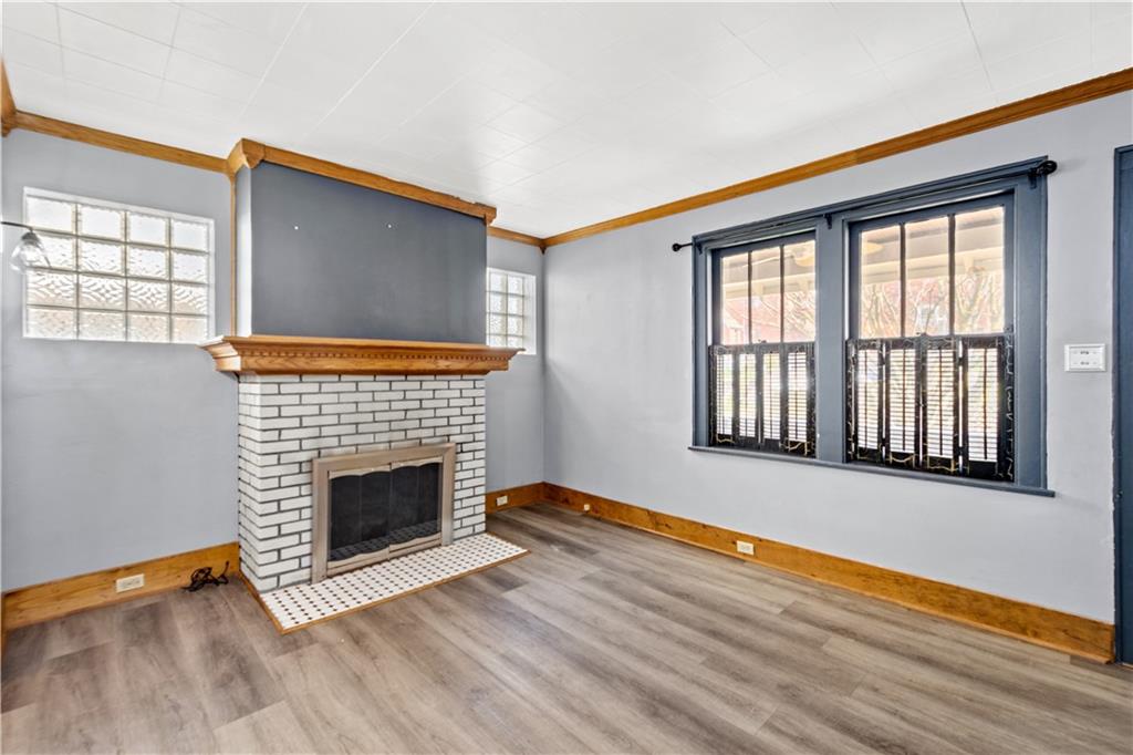 4043 Brandon Road Pittsburgh, PA 15212 - Photo 4 of 22 Gallery Image 4