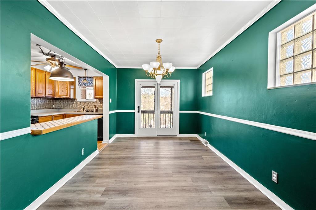 4043 Brandon Road Pittsburgh, PA 15212 - Photo 6 of 22 Gallery Image 6