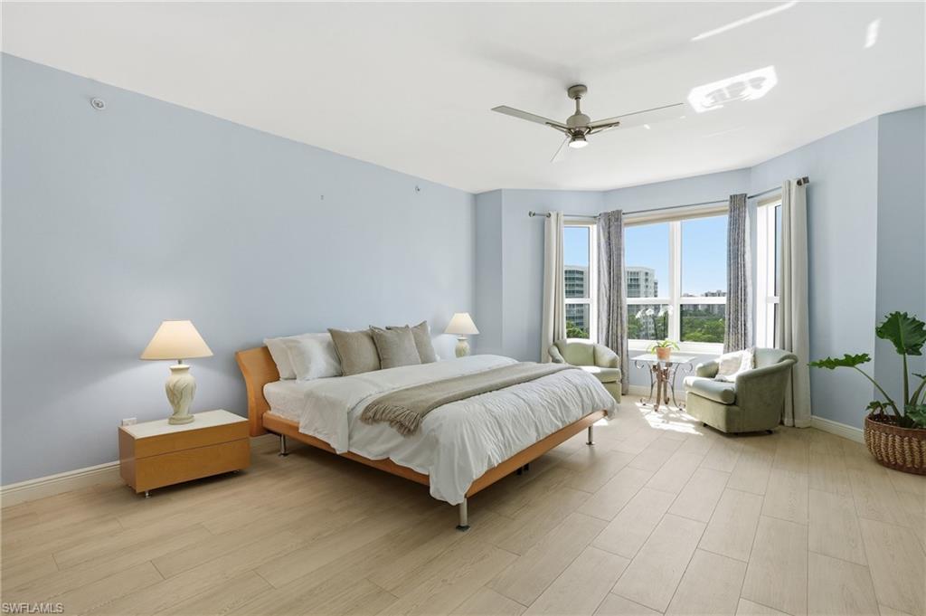 285 Grande Way, Unit 801 Naples, FL 34110 - Photo 16 of 50