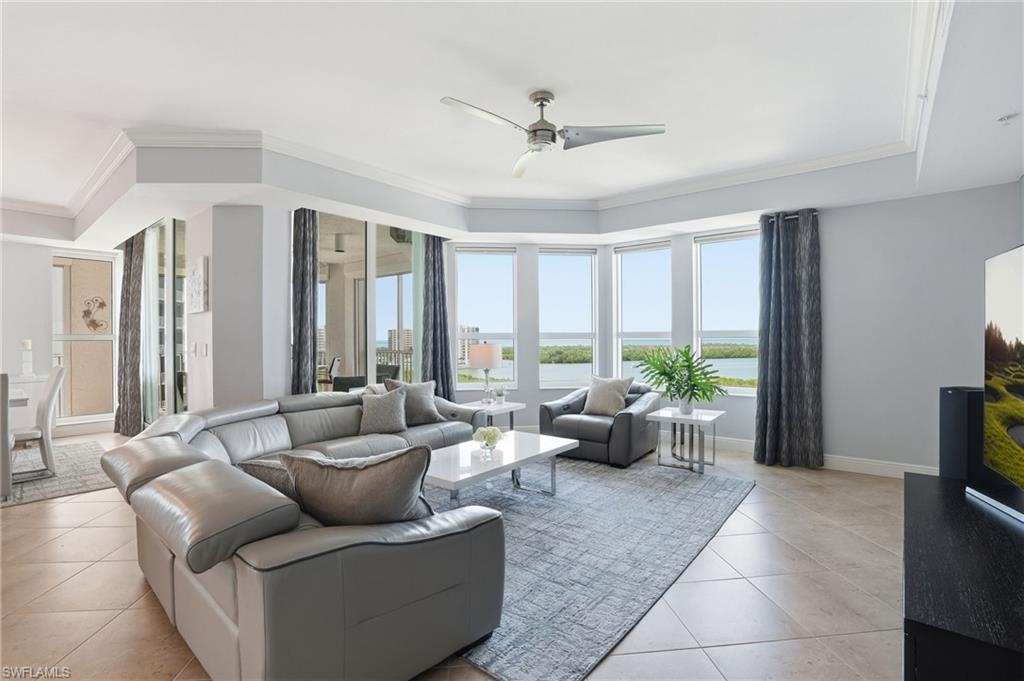 285 Grande Way, Unit 801 Naples, FL 34110 - Photo 5 of 50