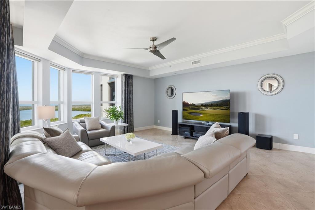 285 Grande Way, Unit 801 Naples, FL 34110 - Photo 8 of 50