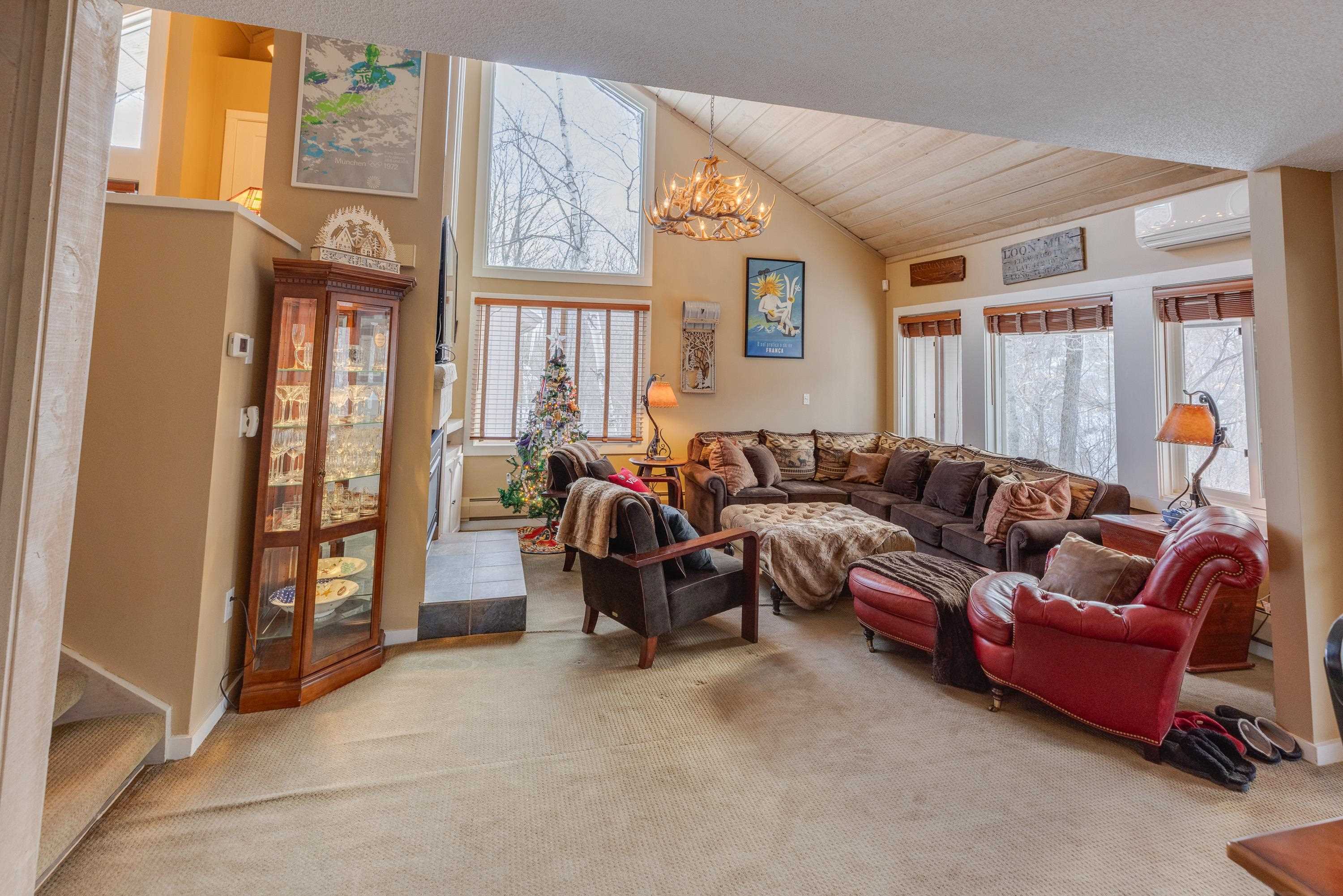 61 Clearbrook Road, Unit 1 Lincoln, NH 03251 - Photo 2 of 16