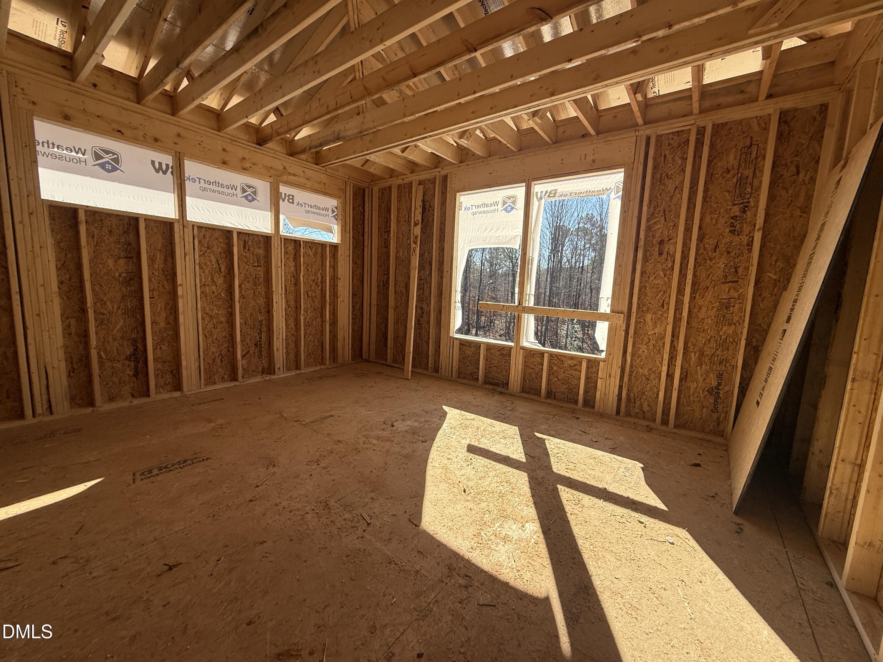 6820 Brixley Circle Raleigh, NC 27614 - Photo 32 of 35 a view of an empty room with a window