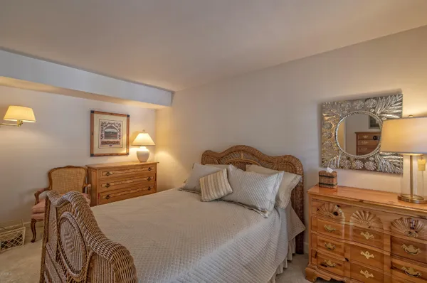 $2,495 | 5205 North 24th Street, Unit 205, Phoenix, AZ 85016