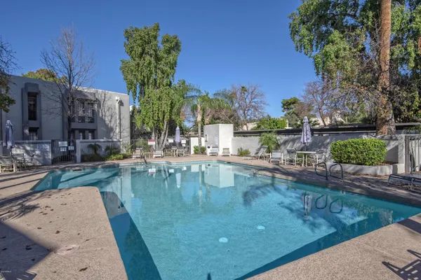 $2,495 | 5205 North 24th Street, Unit 205, Phoenix, AZ 85016