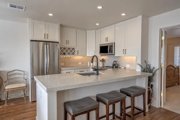 $2,495 | 5205 North 24th Street, Unit 205, Phoenix, AZ 85016