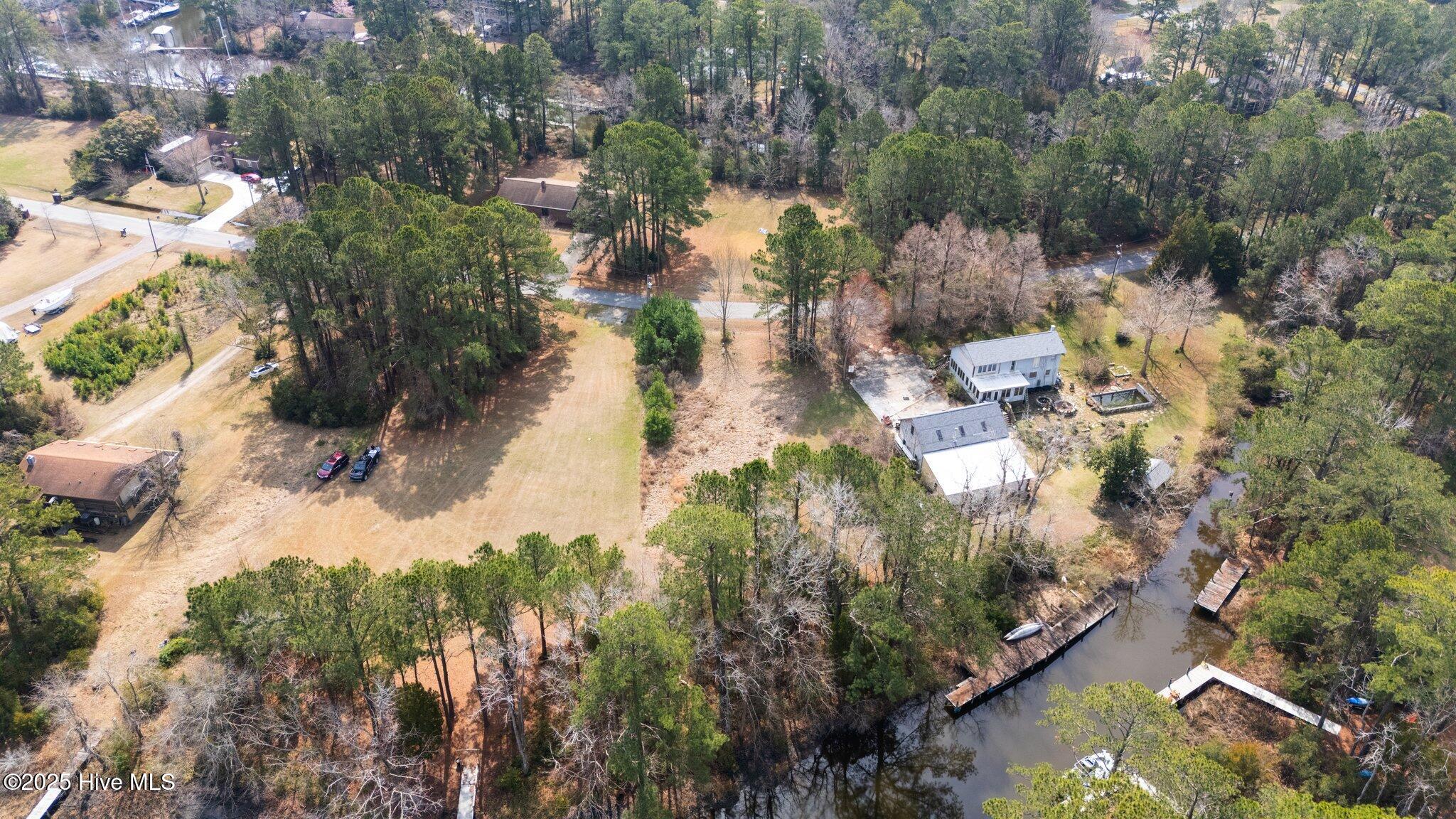 6009 Harbour Way Oriental, NC 28571 - Photo 11 of 42 7-web-or-mls-DJI_20250313122136_0061_D