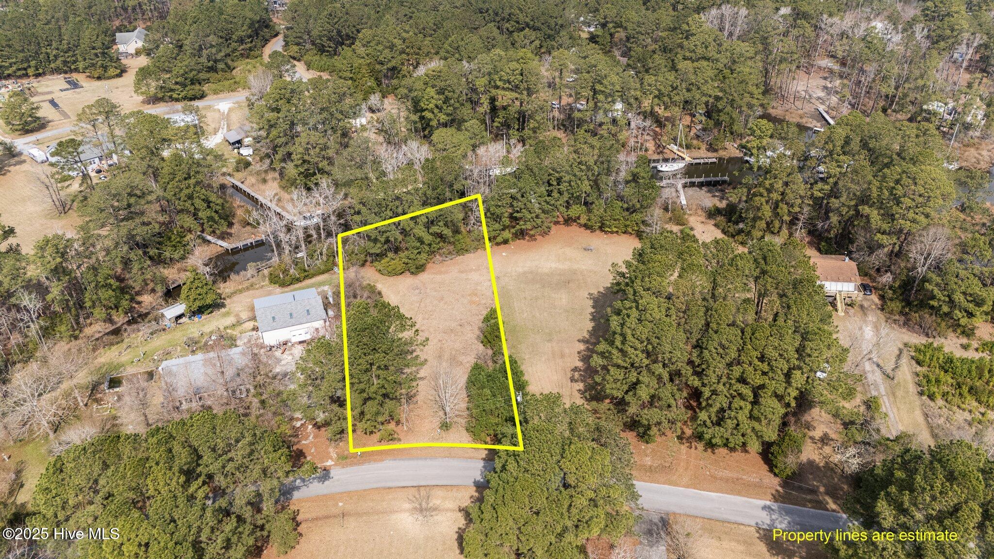 6009 Harbour Way Oriental, NC 28571 - Photo 3 of 42 1-web-or-mls-DJI_20250313122030_0056_D_1