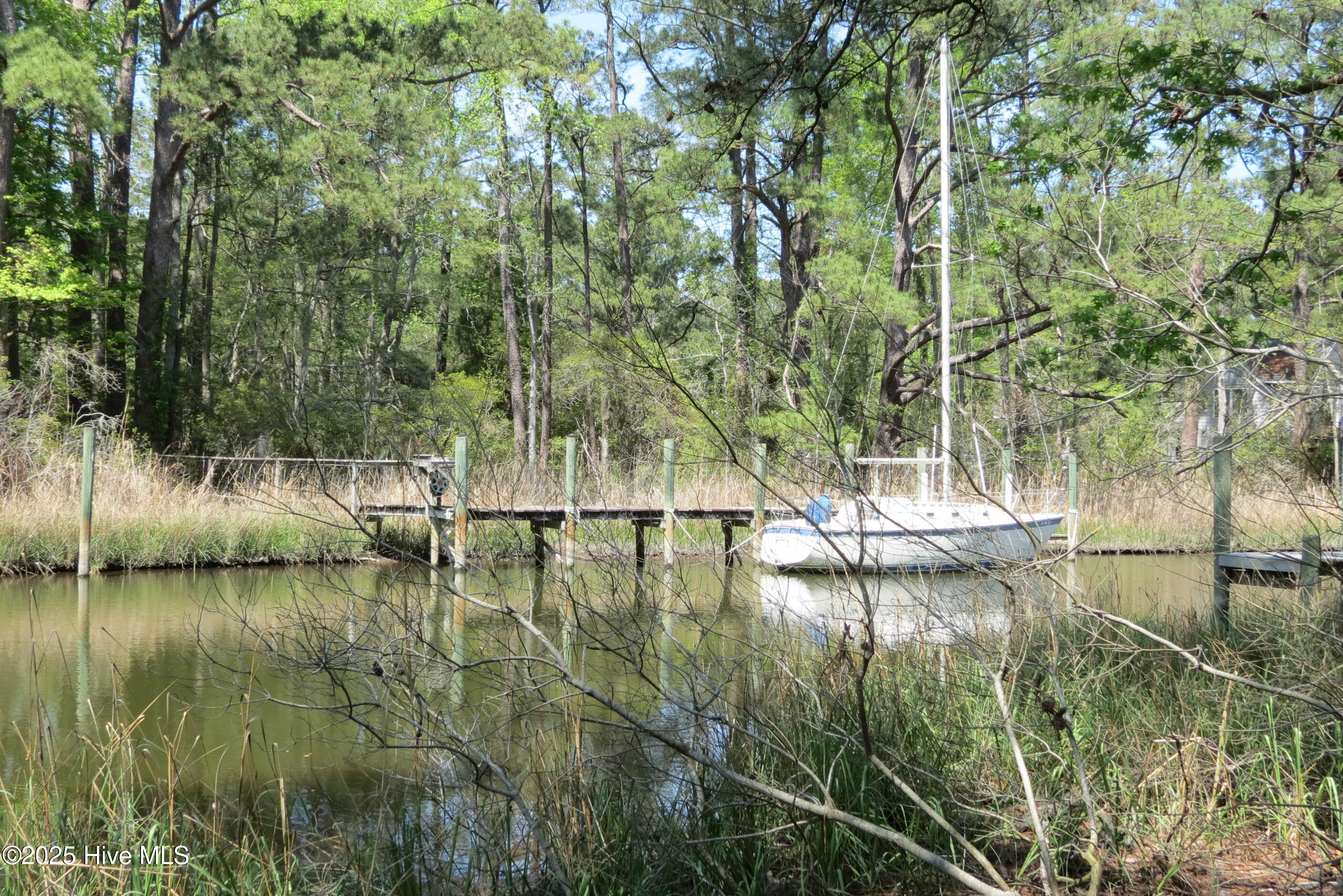 6009 Harbour Way Oriental, NC 28571 - Photo 5 of 42 IMG_1140