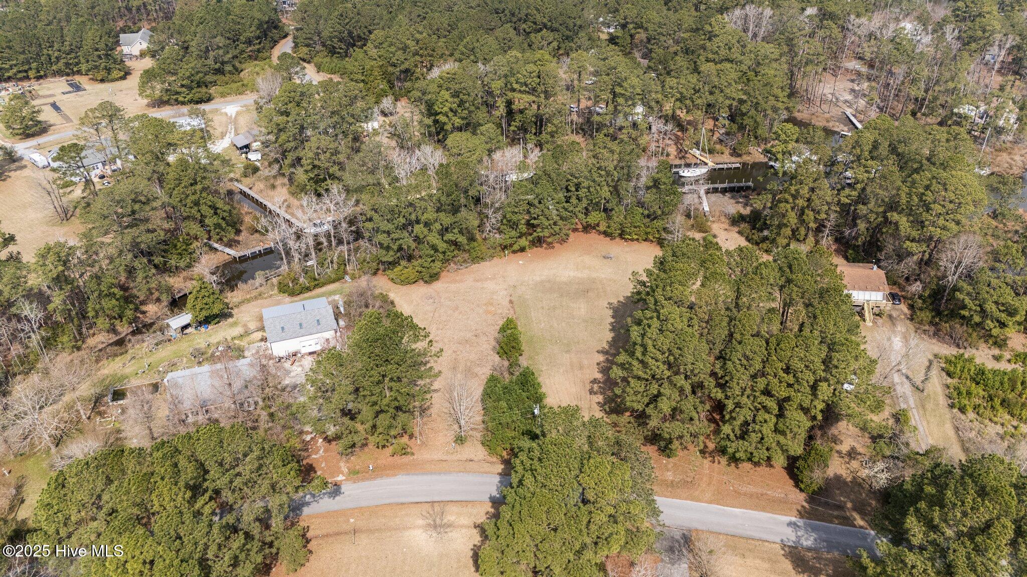 6009 Harbour Way Oriental, NC 28571 - Photo 7 of 42 2-web-or-mls-DJI_20250313122030_0056_D