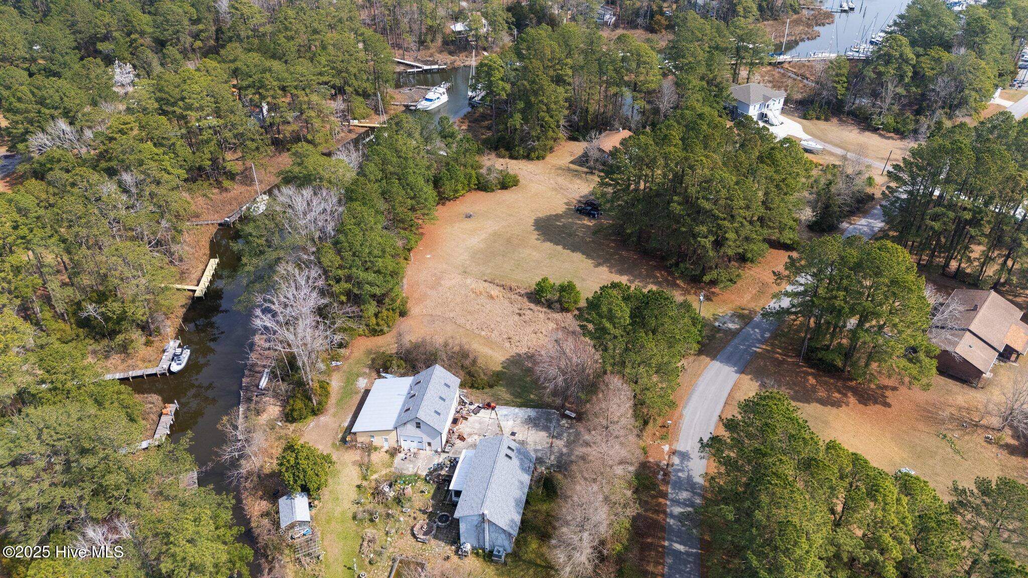 6009 Harbour Way Oriental, NC 28571 - Photo 9 of 42 4-web-or-mls-DJI_20250313122052_0058_D