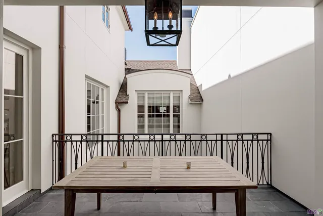 $1,290,000 | Undisclosed Address, Baton Rouge, LA 70809