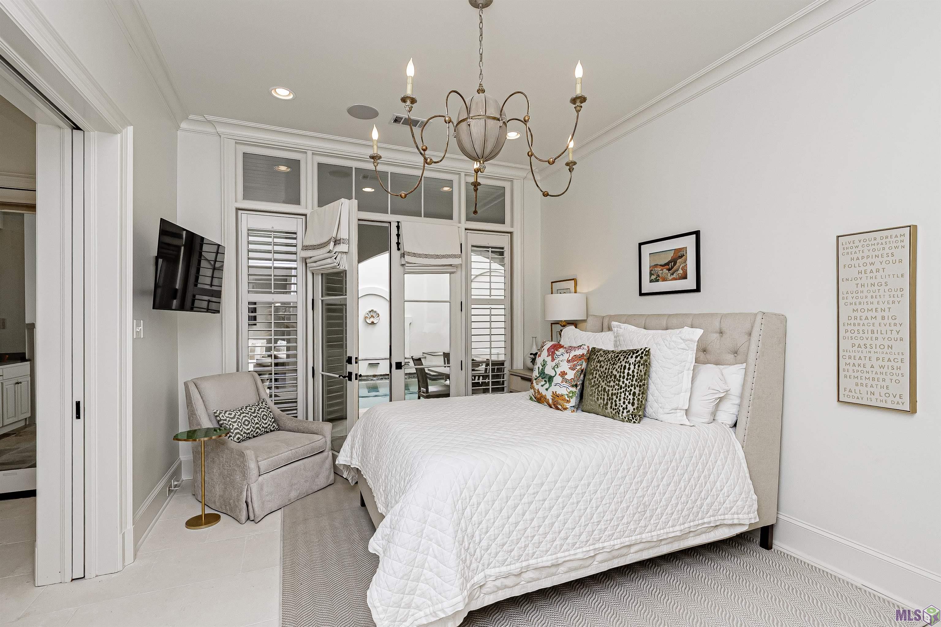 10 Country Club Place Baton Rouge, LA 70809 - Photo 29 of 36 First Floor Bedroom