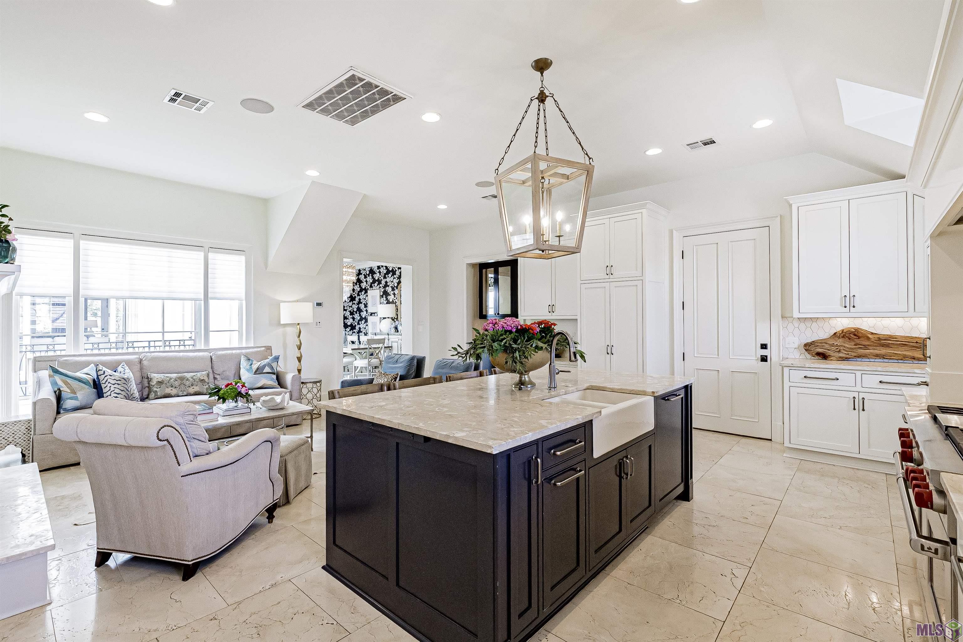 10 Country Club Place Baton Rouge, LA 70809 - Photo 10 of 36