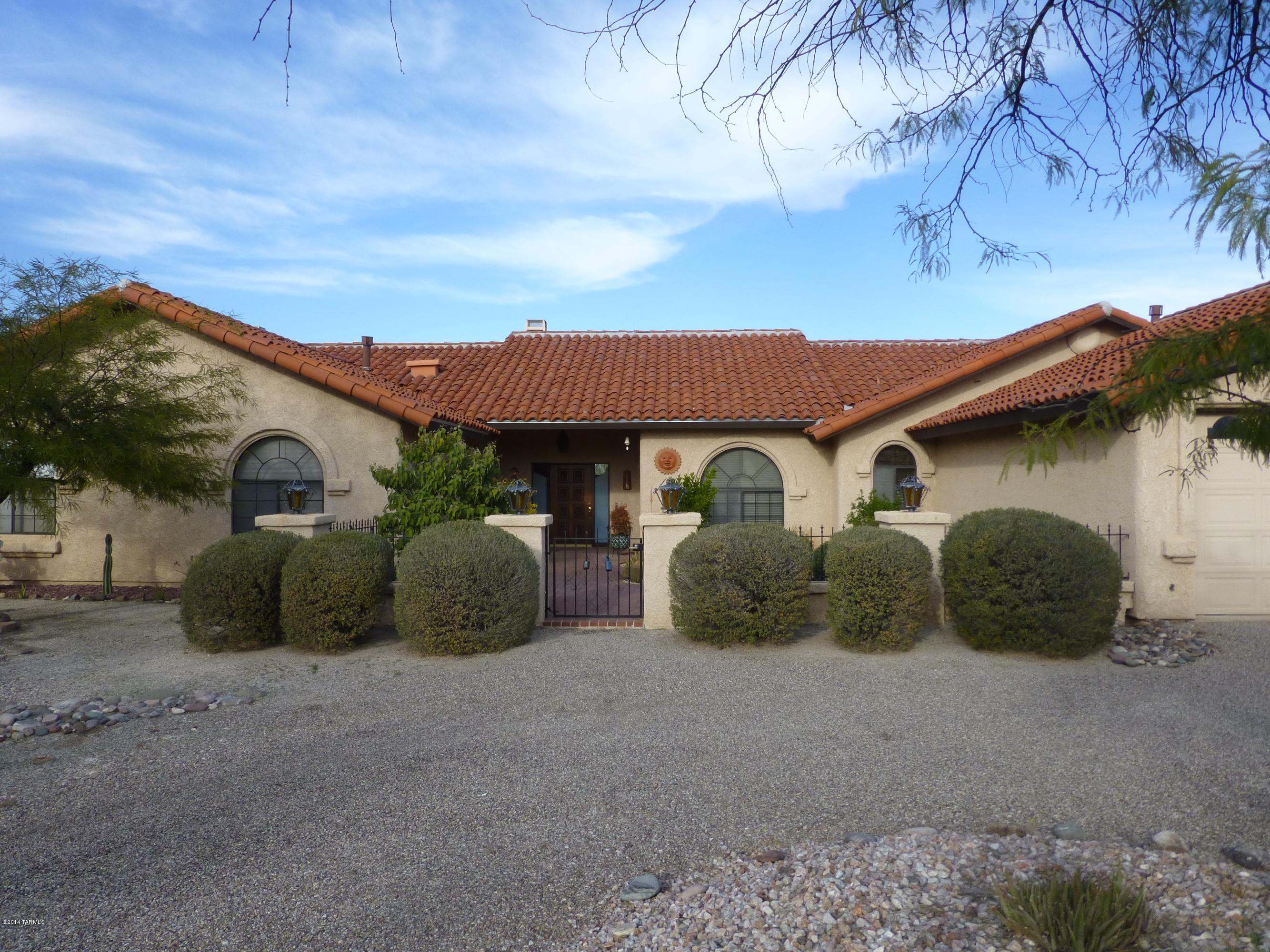 918 North Rancho Del Jefe Loop Tucson, AZ 85748 - Photo 4 of 35 Gallery Image 4