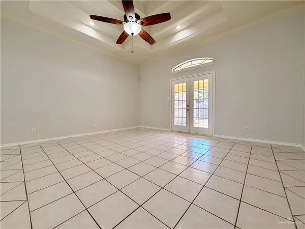 a view of an empty room and window