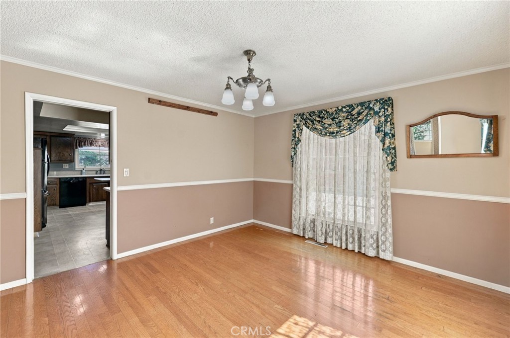 4045 Chapman Place Riverside, CA 92506 - Photo 15 of 61 Gallery Image 15