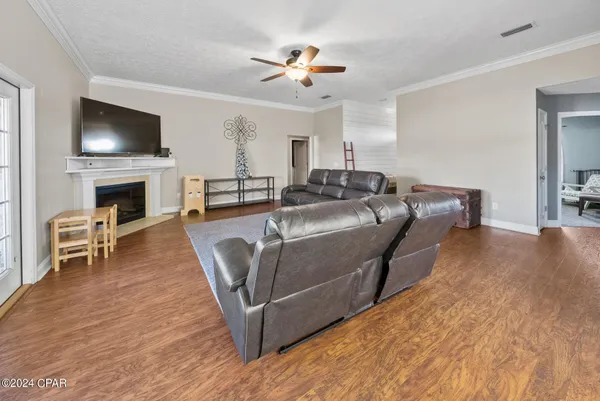 $2,300 | 5411 Blue Dog Road, Panama City, FL 32404