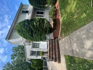 413 Morse Avenue, Unit WHOLE HOUSE Ridgefield, NJ 07657 - Photo 3 of 21