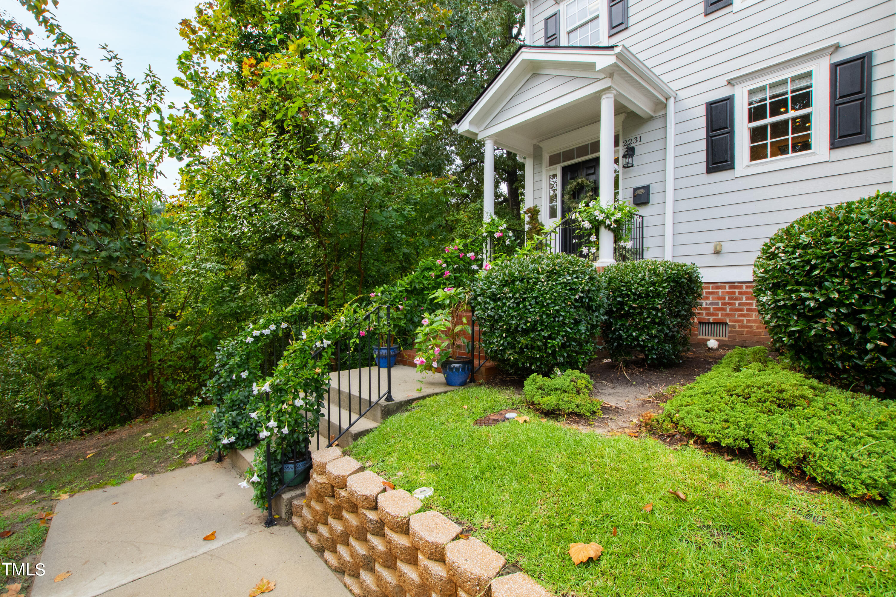 2231 Bellaire Avenue Raleigh, NC 27608 - Photo 2 of 42 front 4