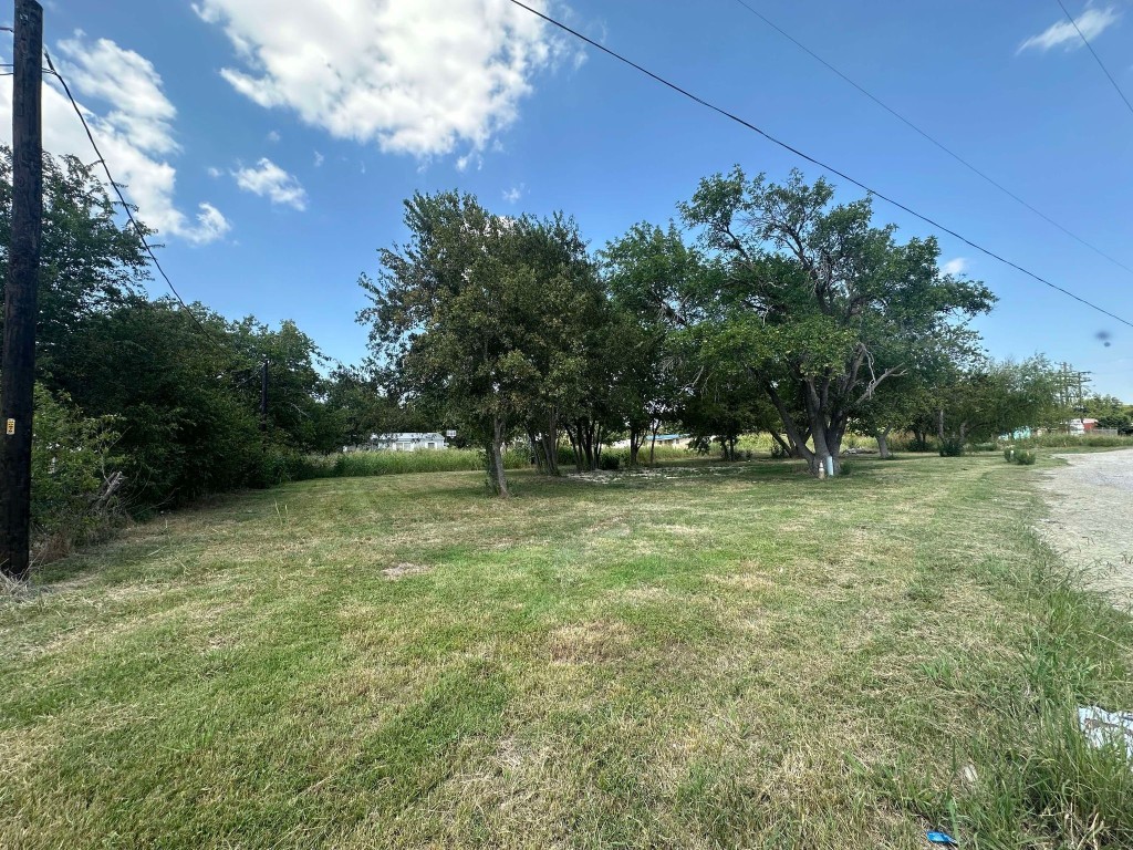 1-2 West Brook Street Bartlett, TX 76511 - Photo 1 of 1