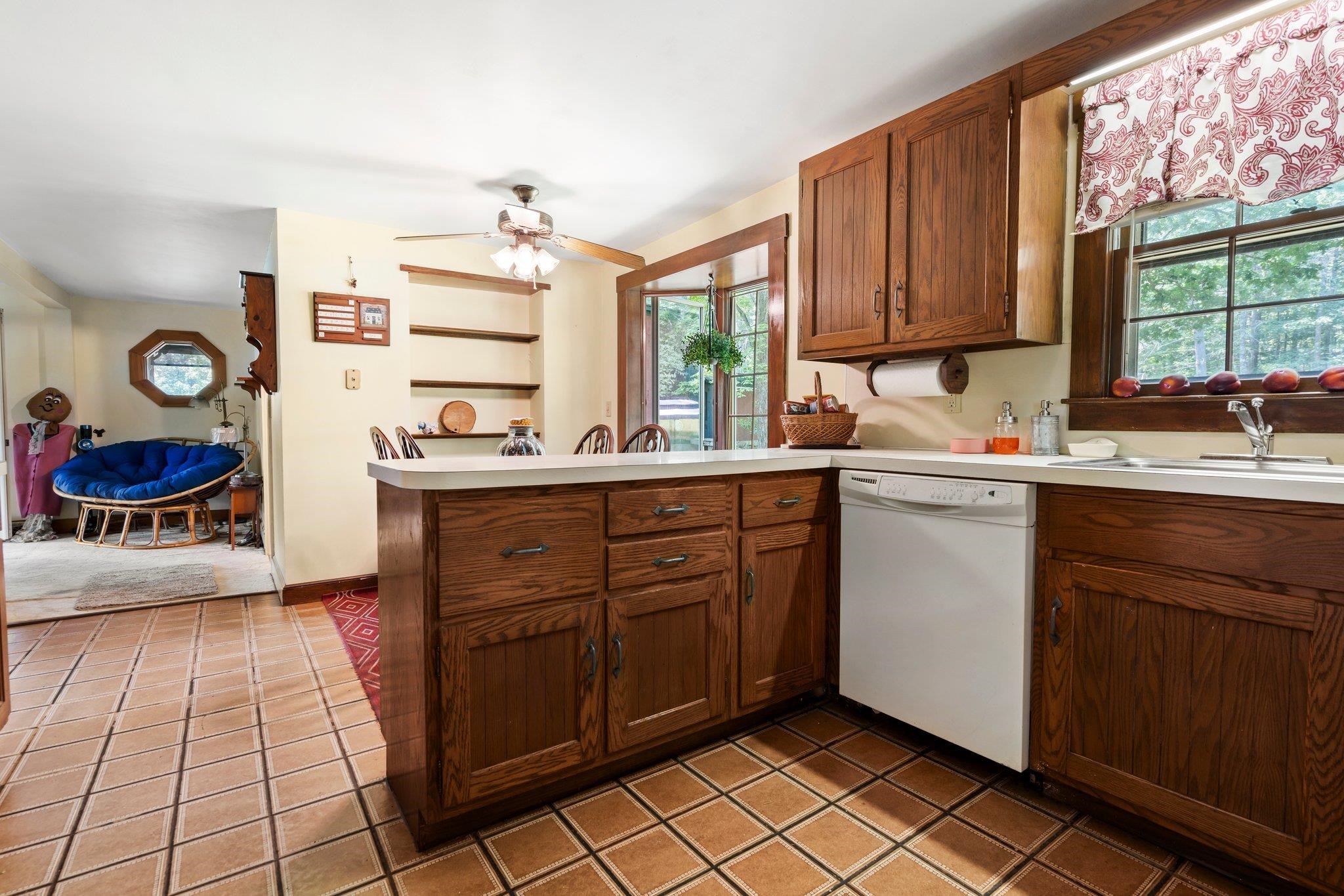 99 Paige Hill Road Goffstown, NH 03045 - Photo 3 of 30 Gallery Image 3