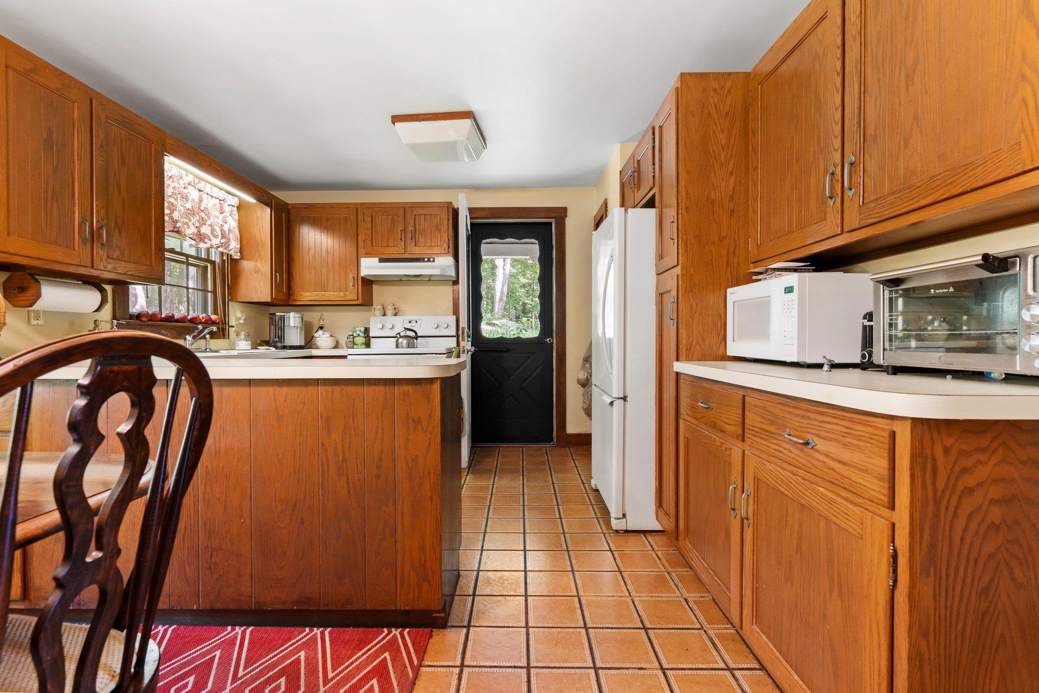 99 Paige Hill Road Goffstown, NH 03045 - Photo 4 of 30 Gallery Image 4