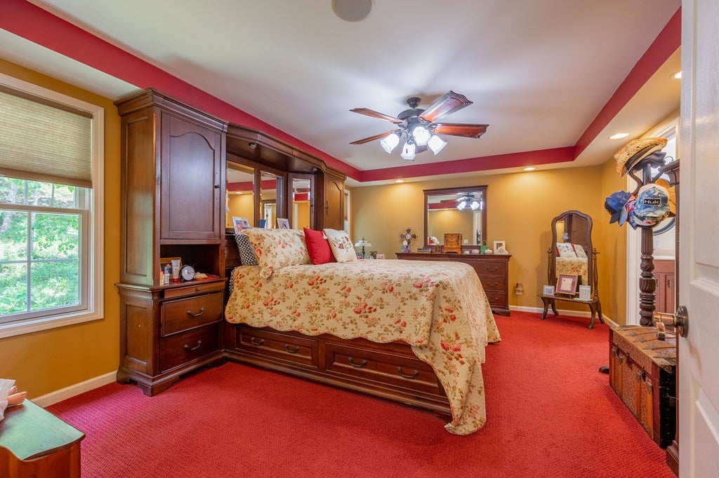 4138 Old Mill Road Pulaski, VA 24301 - Photo 23 of 74 Gallery Image 23