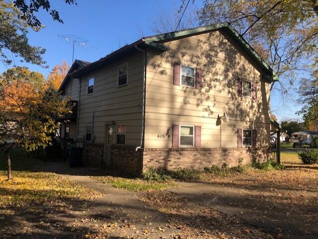 405 Gregory Terrace, Unit 4 Decatur, MI 49045 - Photo 3 of 4 thumbnail_IMG_9100