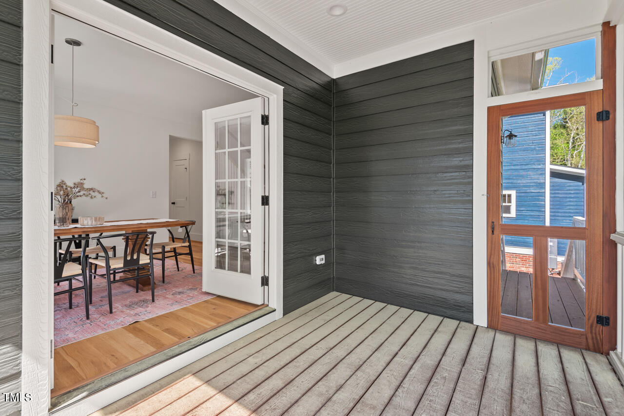 2019 James Street Durham, NC 27707 - Photo 25 of 46 a view of a balcony with dining space