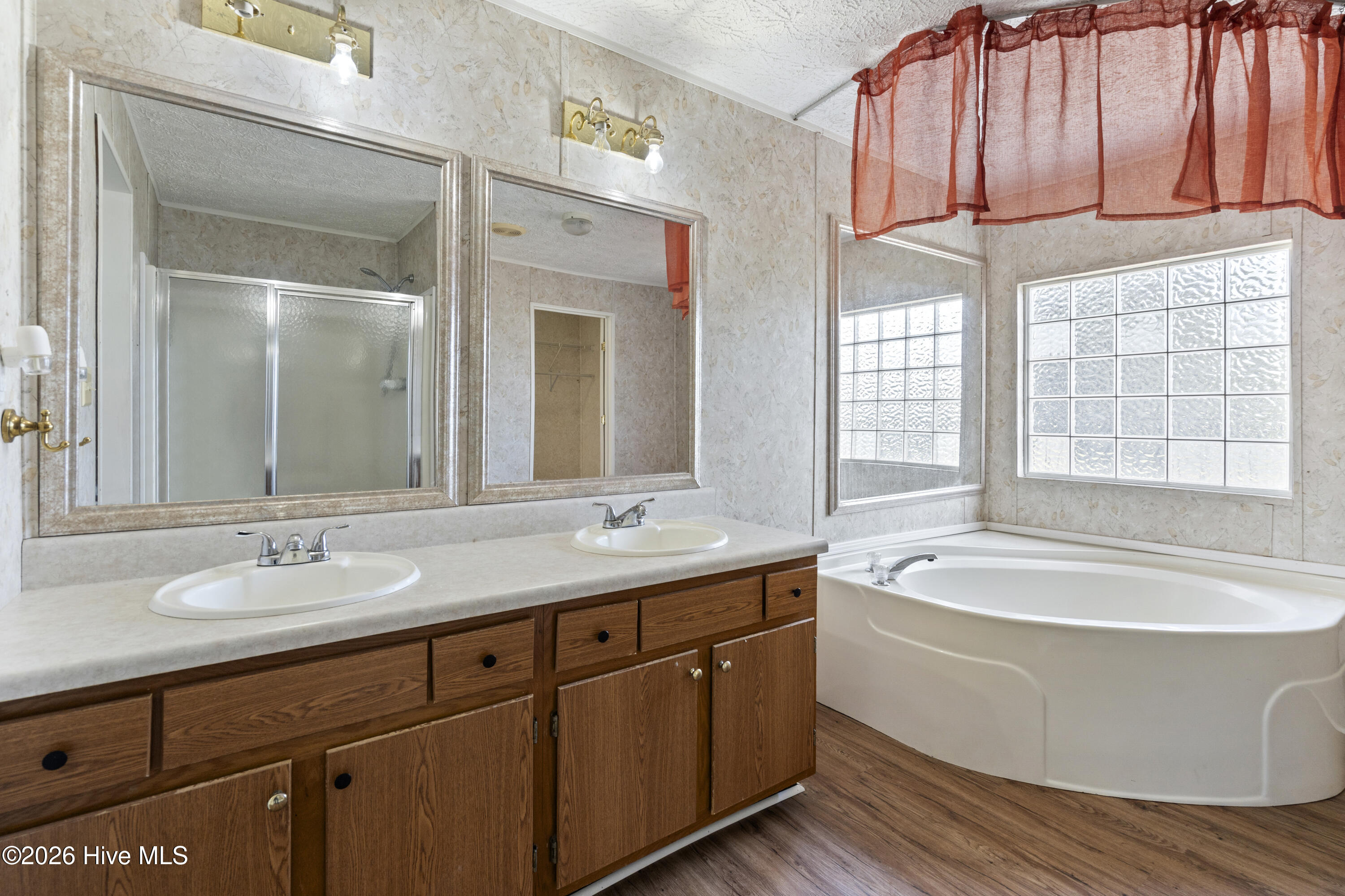 1678 Fred Harrison Road Snow Hill, NC 28580 - Photo 12 of 27 1678 Fred Harrison Primary Ensuite