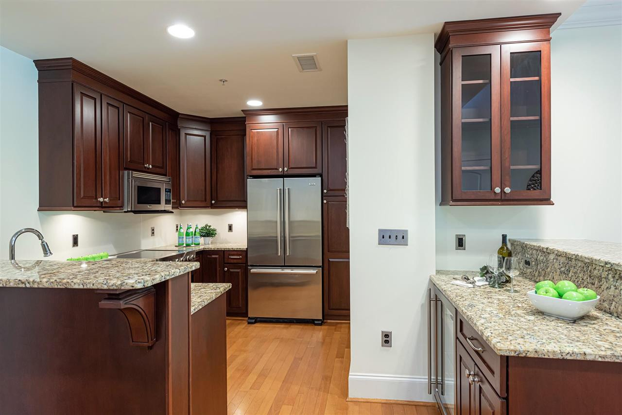 710 Independence Place, Unit 304 Raleigh, NC 27603 - Photo 4 of 30 Photo 4