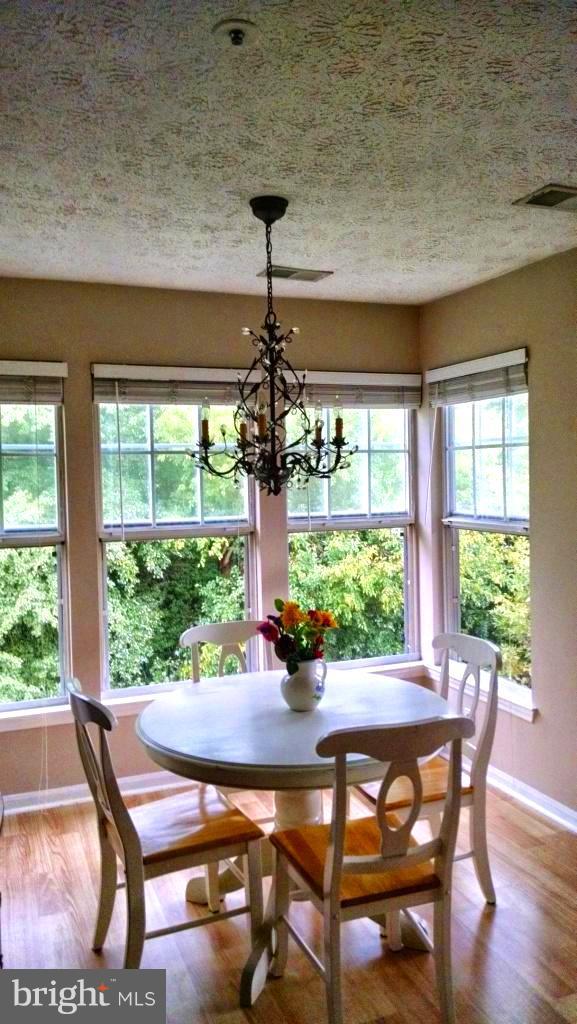 741 Deering Road, Unit 6L Pasadena, MD 21122 - Photo 6 of 12 Dining Room