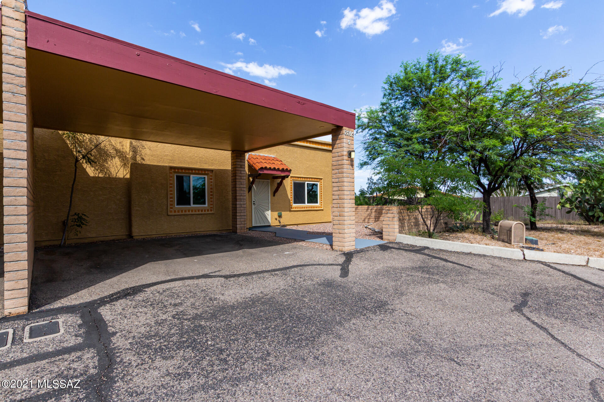 3514 South Mission Road, Unit A1 Tucson, AZ 85713 - Photo 4 of 26