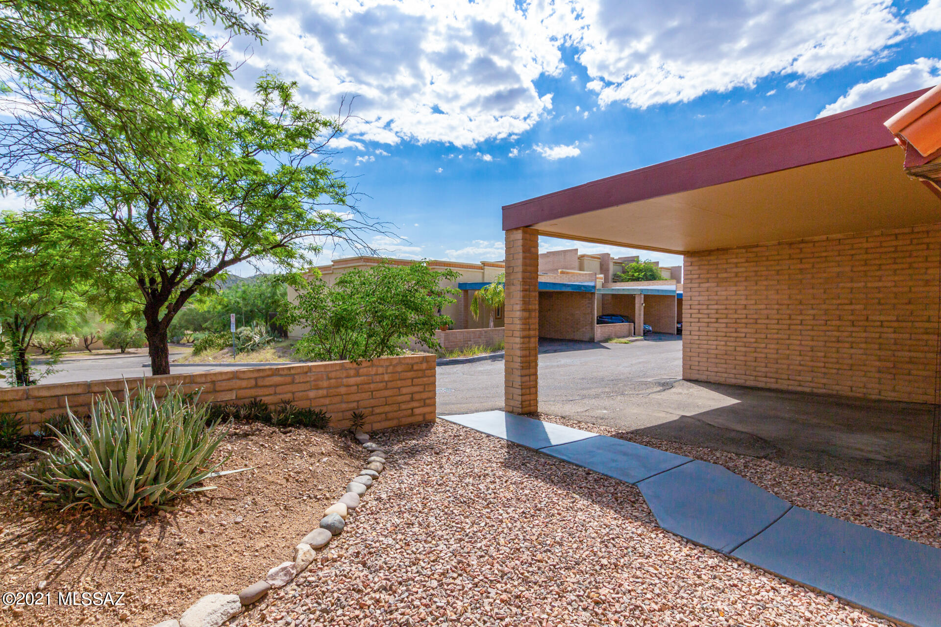 3514 South Mission Road, Unit A1 Tucson, AZ 85713 - Photo 5 of 26