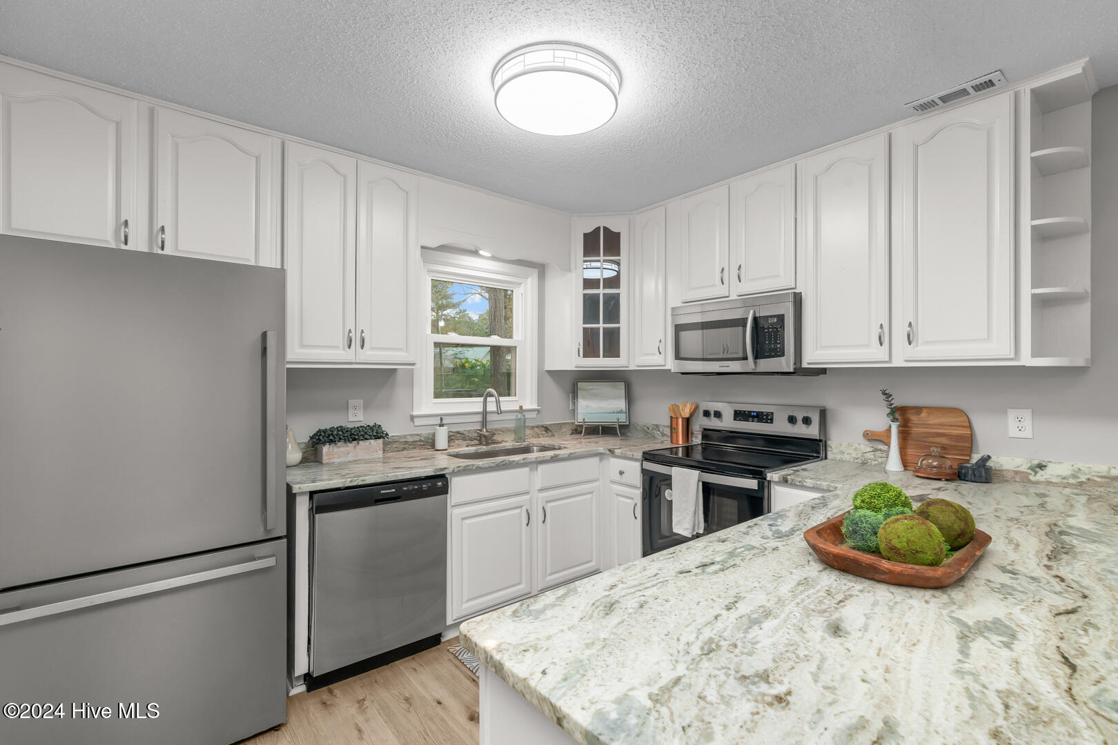 805 Brynn Marr Road Jacksonville, NC 28546 - Photo 11 of 40 11