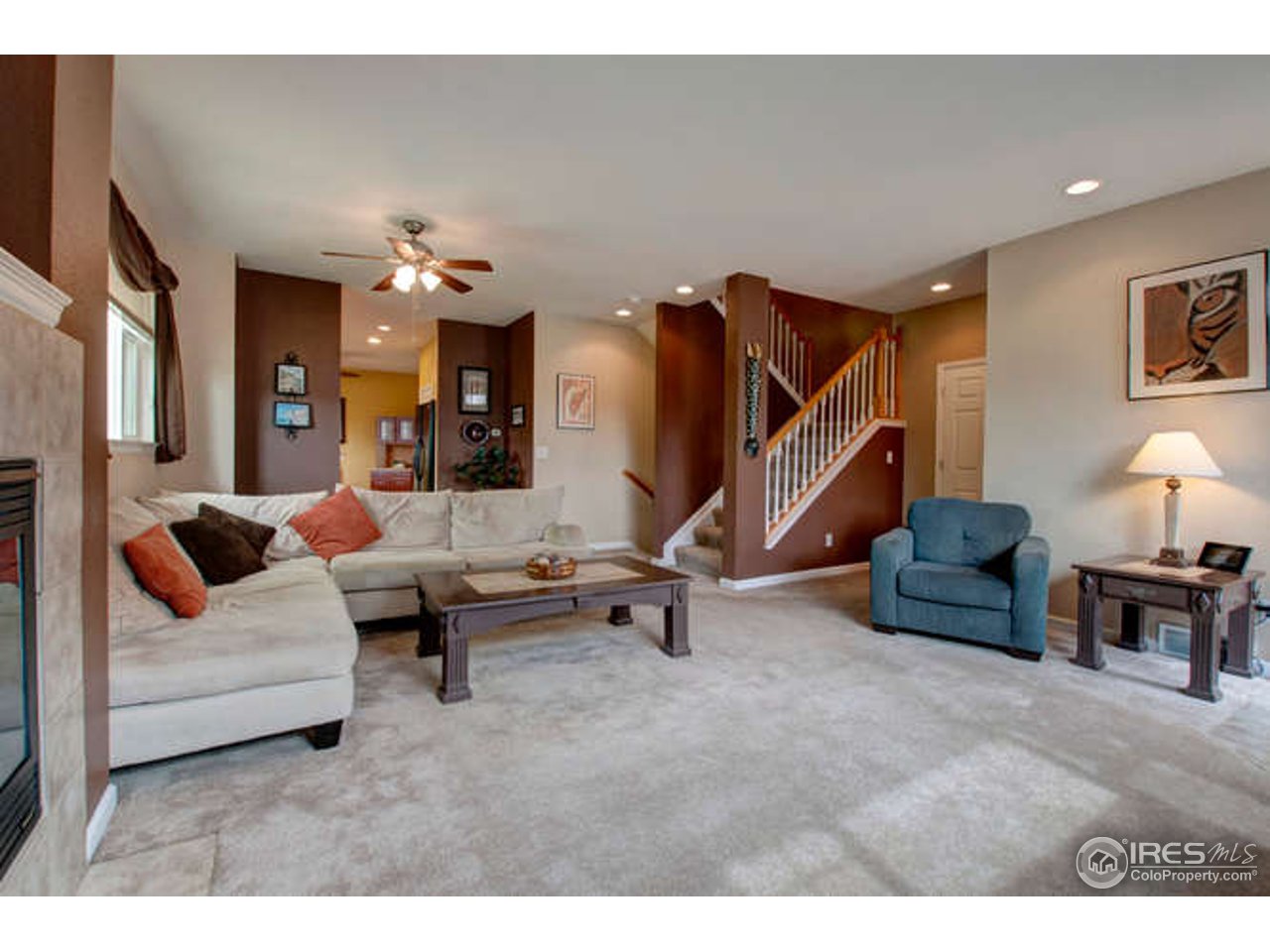 4202 Riley Drive Longmont, CO 80503 - Photo 4 of 25 living room