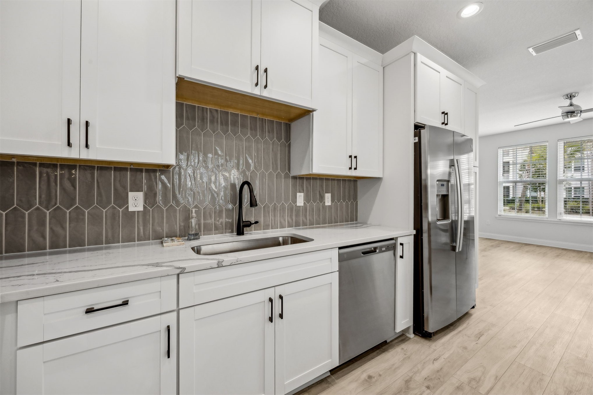 230 Wildlight Avenue Yulee, FL 32097 - Photo 11 of 73