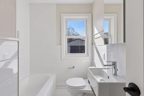 $749,900 | 2520 Lynn Avenue, St. Louis Park, MN 55416