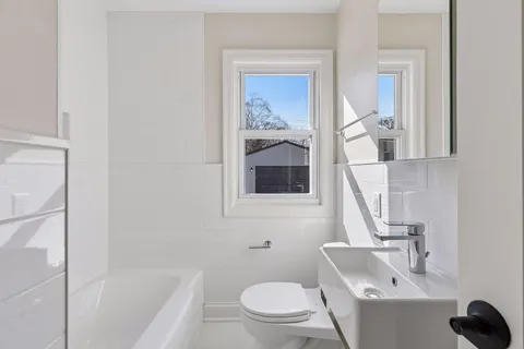 $699,900 | 2520 Lynn Avenue, St. Louis Park, MN 55416