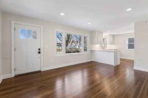 $749,900 | 2520 Lynn Avenue, St. Louis Park, MN 55416