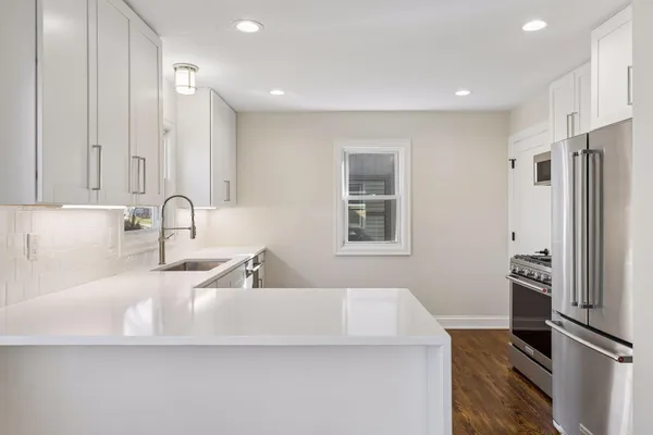 $749,900 | 2520 Lynn Avenue, St. Louis Park, MN 55416