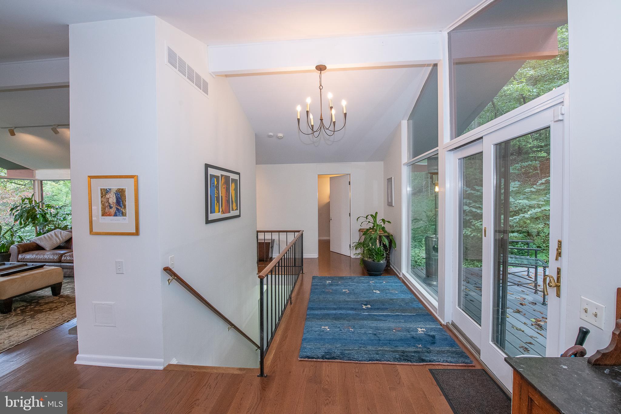 19 Paper Mill Road Newtown Square, PA 19073 - Photo 14 of 72 Transverse hall