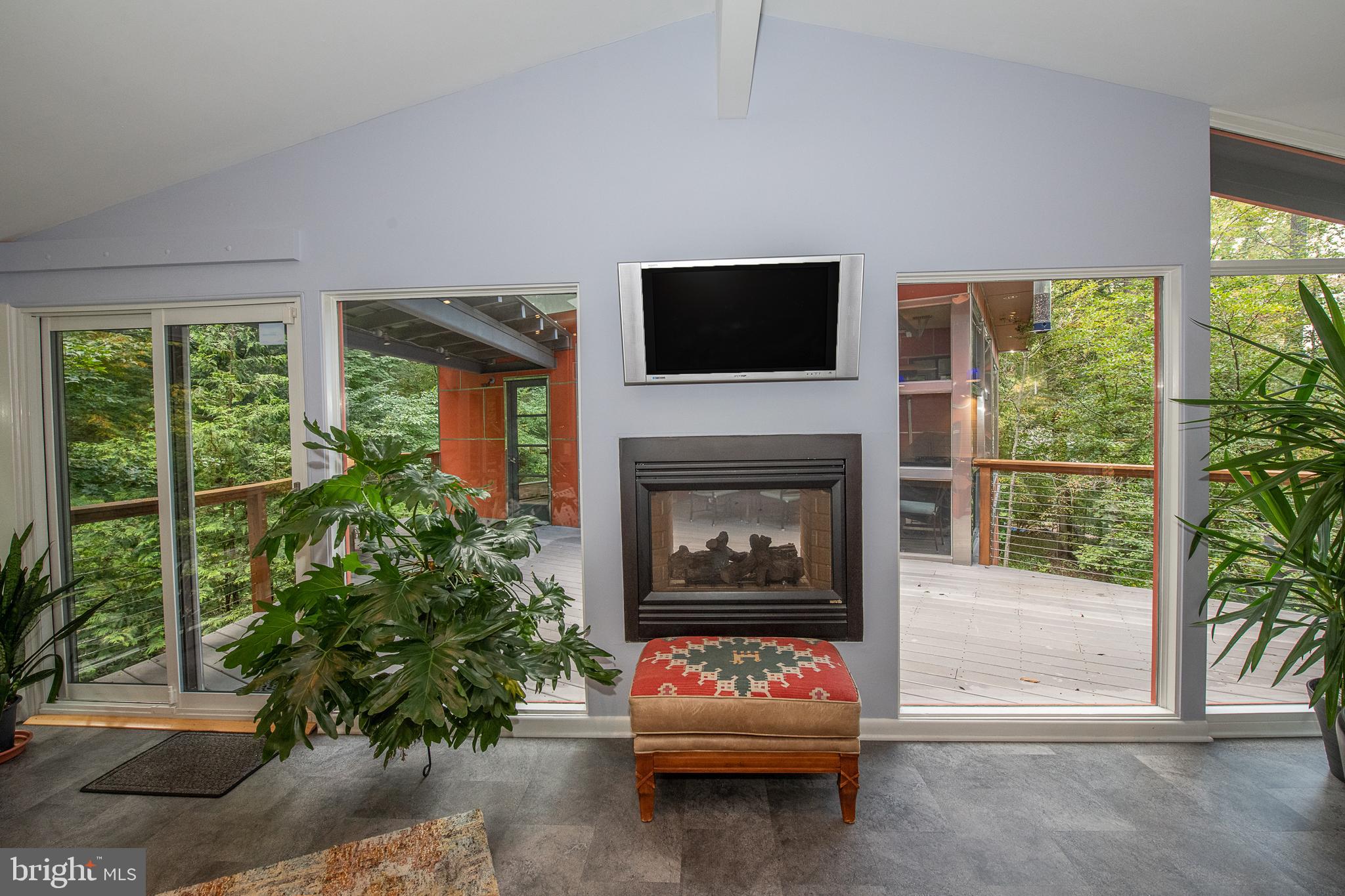 19 Paper Mill Road Newtown Square, PA 19073 - Photo 21 of 72 Incredible light and views in every season