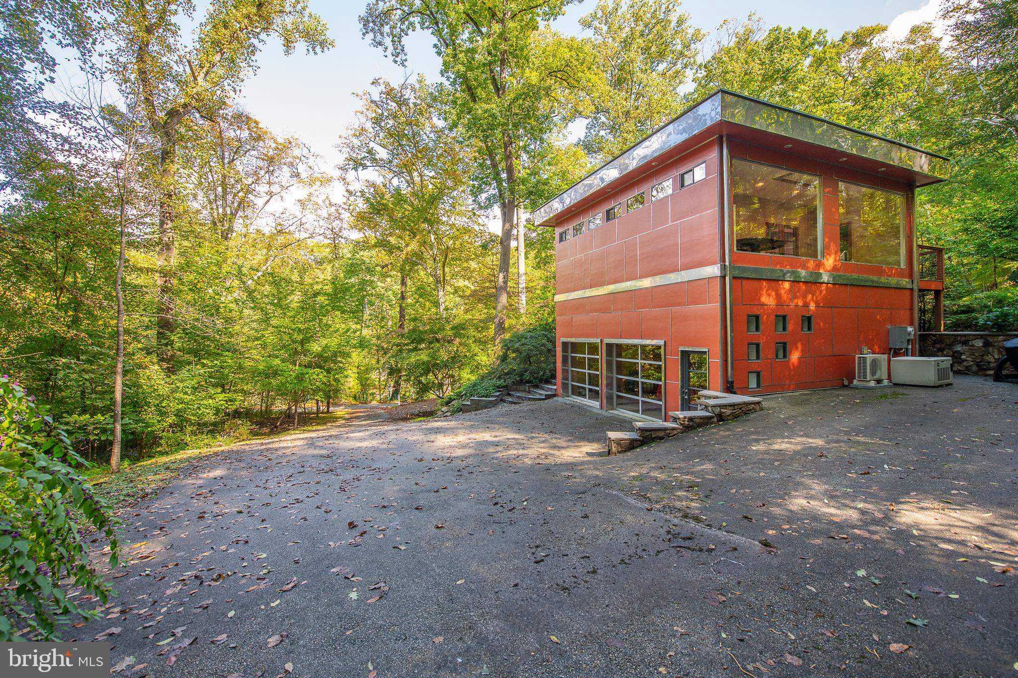 19 Paper Mill Road Newtown Square, PA 19073 - Photo 4 of 72 Incredible, modern addition