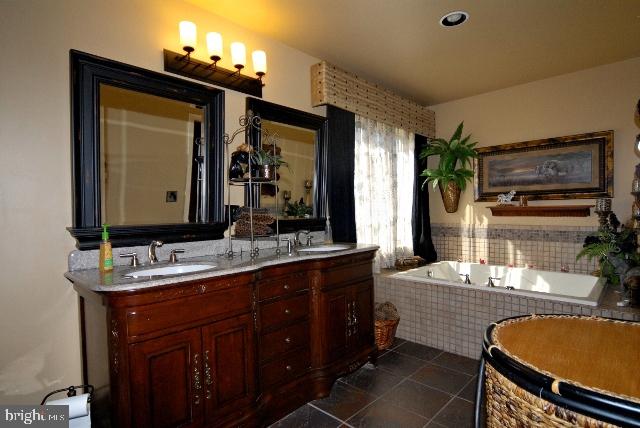 1610 Mentzer Road Lancaster, PA 17602 - Photo 21 of 29 Gallery Image 21