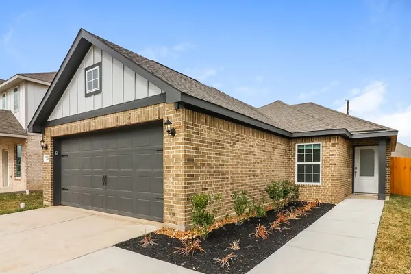 $1,740 | 7510 Tipton Meadow Way, Richmond, TX 77469